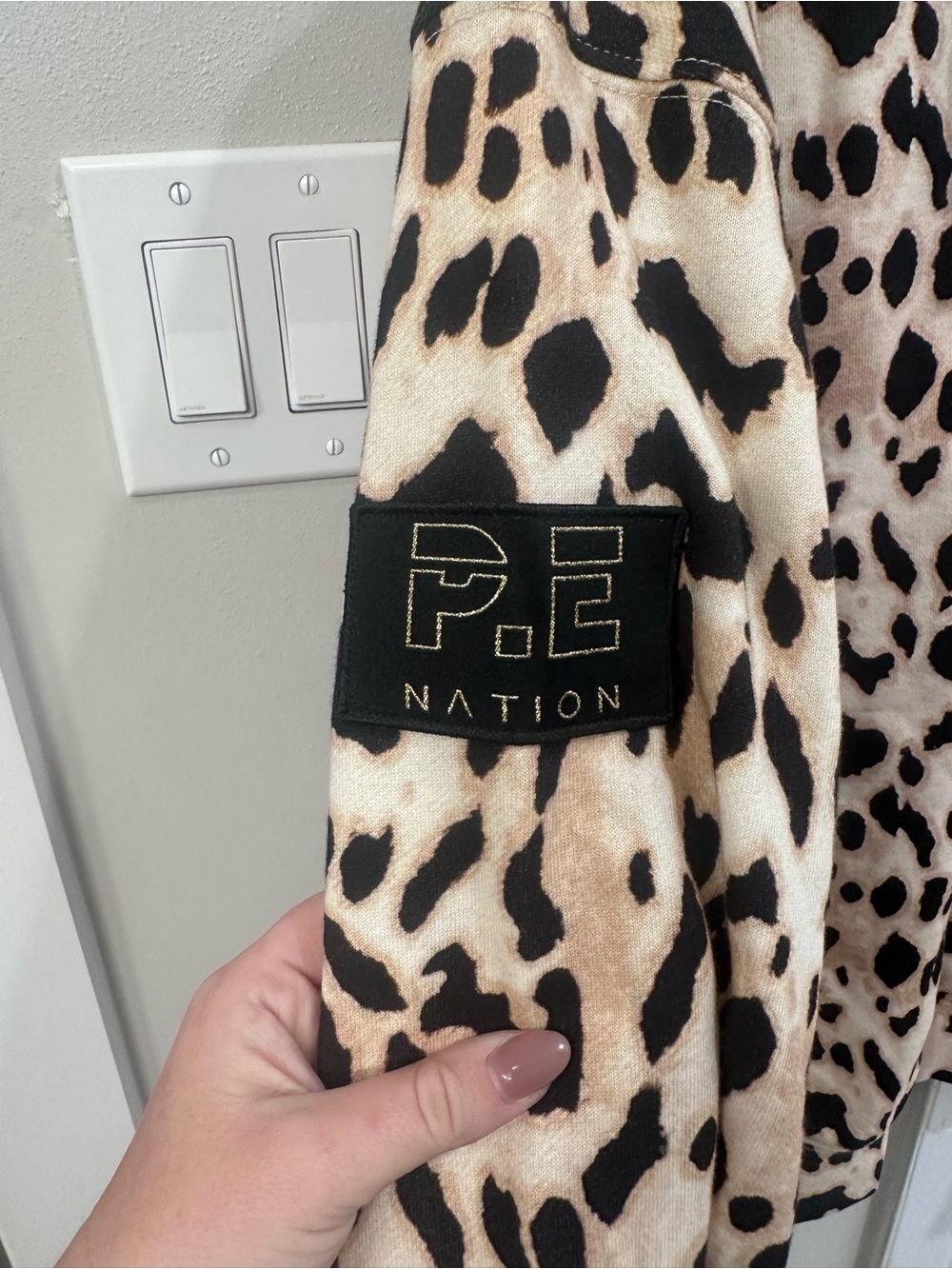 PE Nation Leopard Sweatshirt Small - Picture 3 of 4